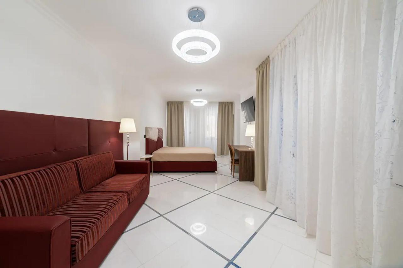 Apartments Hotel Real Suite Napoli Chiaia Mergellina Eksteriør billede